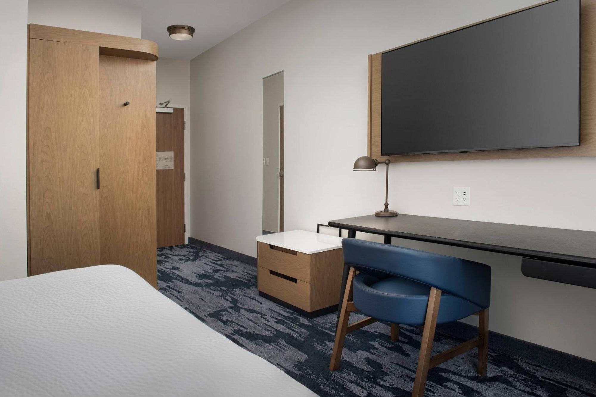 Fairfield Inn & Suites By Marriott Santa Rosa ロナート・パーク エクステリア 写真